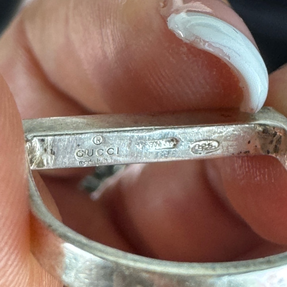 Gucci Silver Minimalist Ring with Geometric Design - Picture 6 of 16